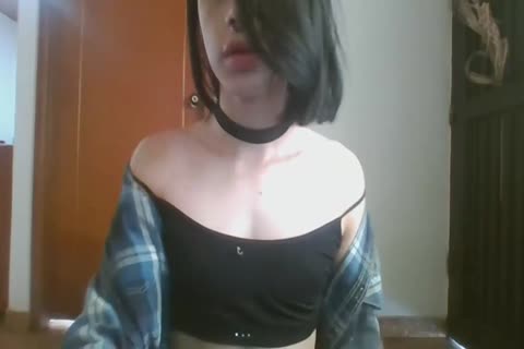 naughty Trap discharges Load On webcam