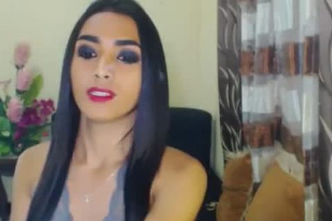 sexy tgirl Plays Her biggest 10-Pounder