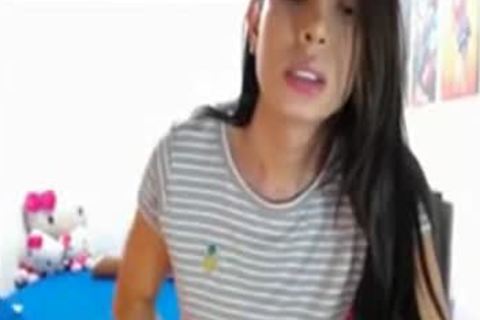 latin chick tranny Large penis
