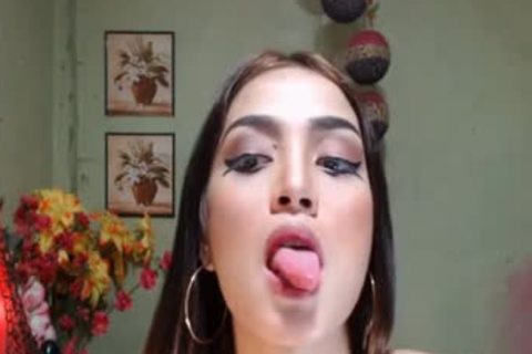shemale Teasing u With Her 9 Inch fake penis