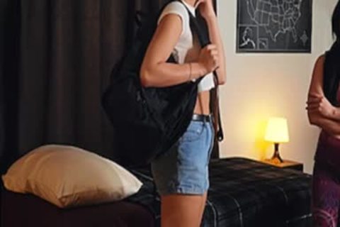 Daisy Taylor Johnny Hill bed blowjob