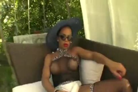 Keylla Marques And Leticia Castro goo A Sub