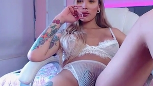 Whites lingerie latin chick blonde Trans playgirl With Tattoos Webcams Solo