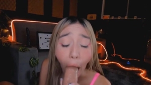 shelady Enjoys A Load Of Sex 10-Pounder Juice